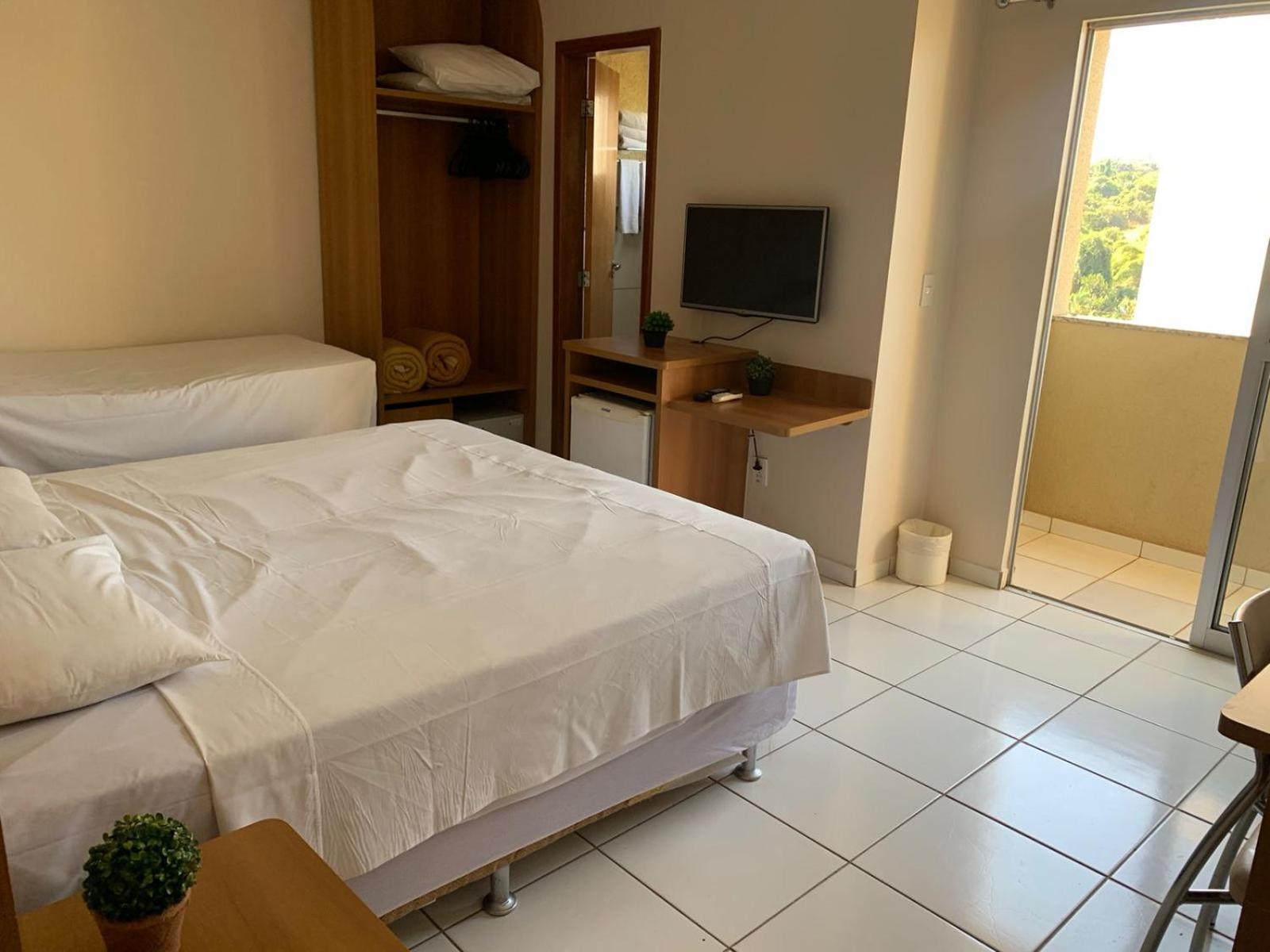 Resort Hotel Golden Dolphin - Grand&Express - Águas Termais - Caldas Novas - Roupa de Cama, Banho e TV de LED Esterno foto