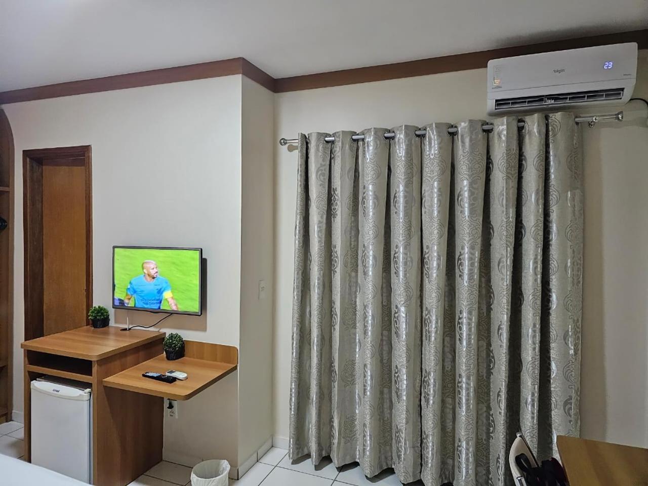 Resort Hotel Golden Dolphin - Grand&Express - Águas Termais - Caldas Novas - Roupa de Cama, Banho e TV de LED Esterno foto